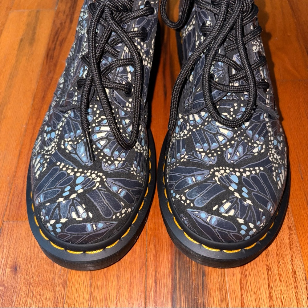 Dr. Martens 1460 Blue Black Butterfly Women's Boots | Size 7 women’s - Picture 8 of 13